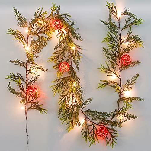 CCINEE 6FT Karácsonyi Koszorú Fények Prelit Mesterséges Karácsonyi Koszorú, 20 LED-es elemes Kivilágított Fenyő Koszorú Piros