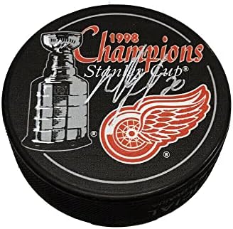 MARTIN LAPOINTE Aláírt 1998 Stanley-Kupa Bajnokok Puck - Detroit Red Wings - Dedikált NHL Korong
