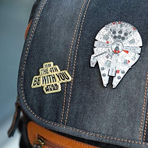 Star Wars Lehet, hogy A Negyedik Veled Pin-Gold Edition | Zománc Star Wars Gyűjtő Pin | Szórakoztató Május 4. Star Wars Tartozék